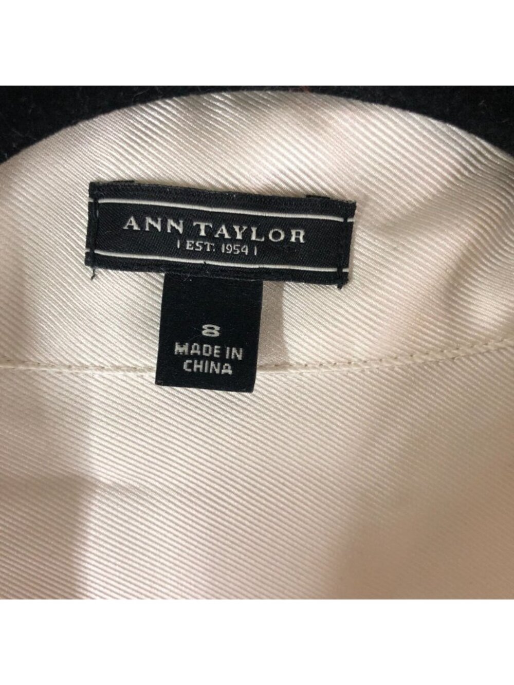 Ann Taylor Womens Silk Blouse Button Down Long Sleeve Ivory 8 - Picture 4 of 5